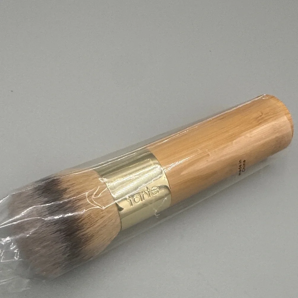 Tarte Buff & Bronze Body Kabuki Brush